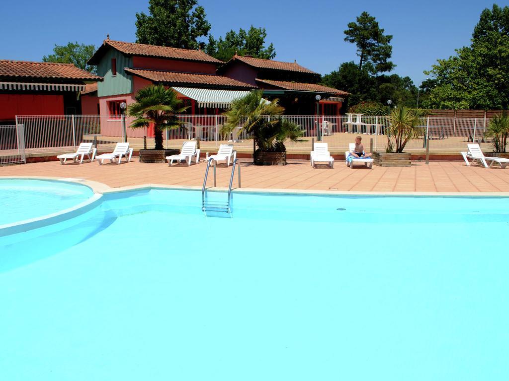 Residence Nemea Les Rives De Saint Brice Арес Экстерьер фото