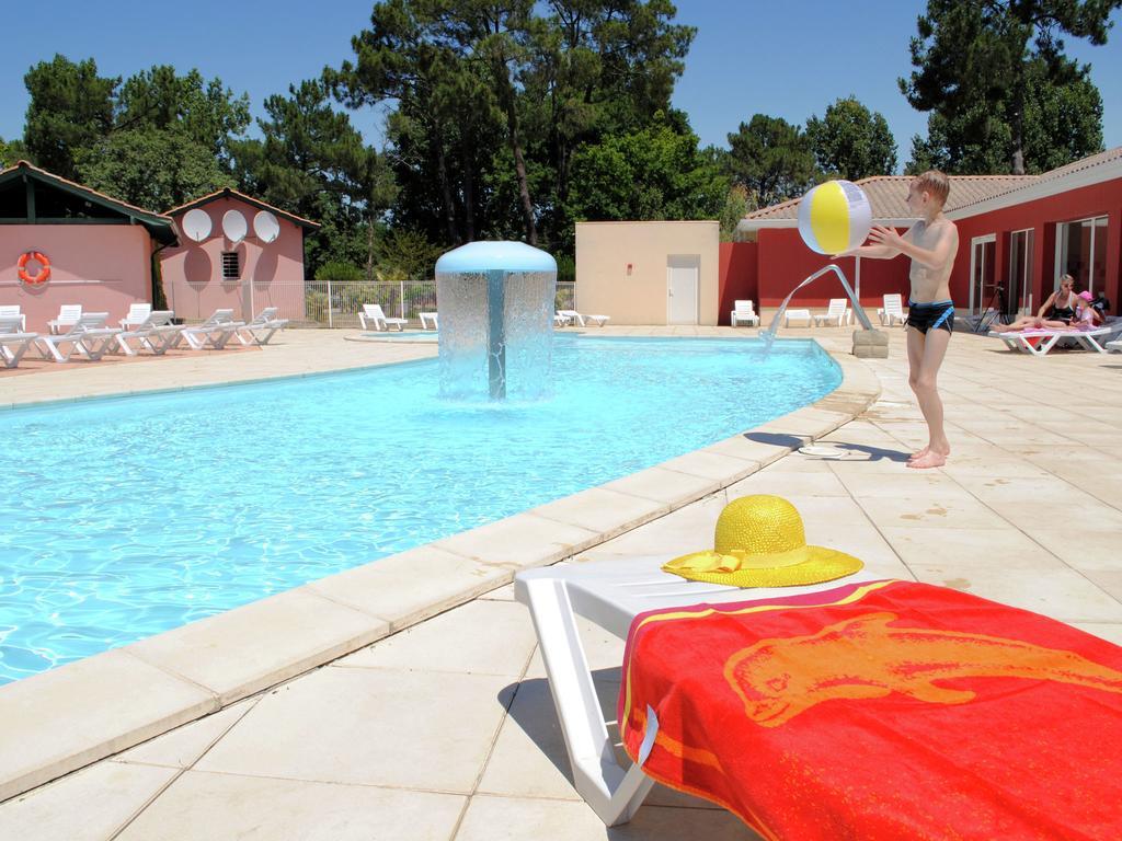 Residence Nemea Les Rives De Saint Brice Арес Экстерьер фото