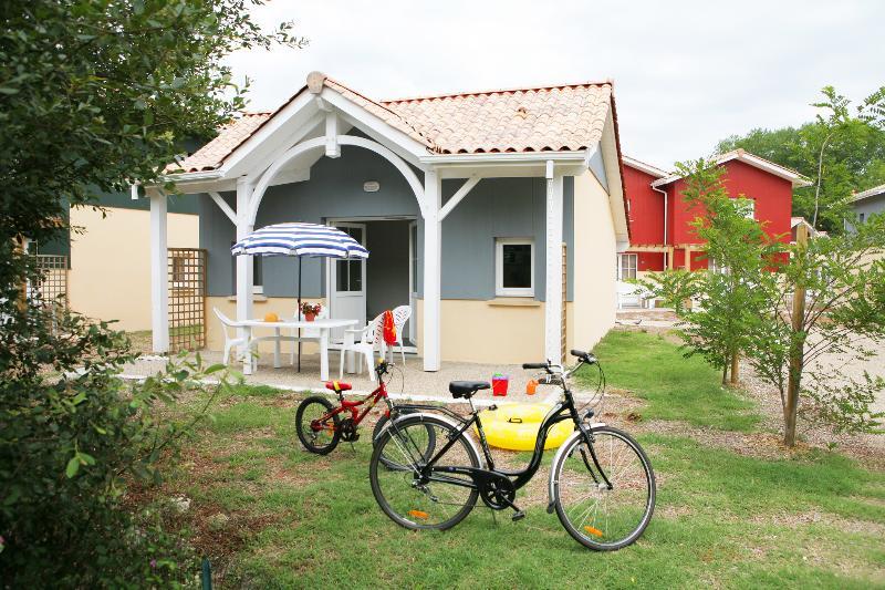 Residence Nemea Les Rives De Saint Brice Арес Экстерьер фото